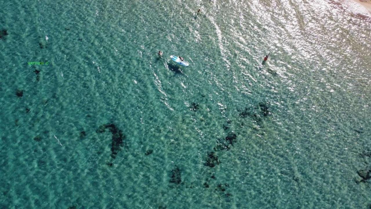 Peroulia Beach Houses Koróni エクステリア 写真